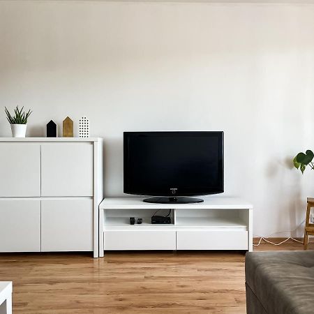 Uroczy Apartament Pod Skarpa Wadowice Exterior foto